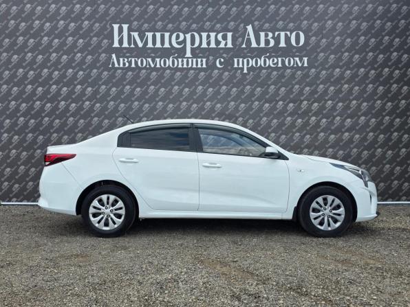 Kia Rio IV Рестайлинг с пробегом 2020 года, цена 1 400 000 рублей, 115285 км, седан, Автокод Объявления