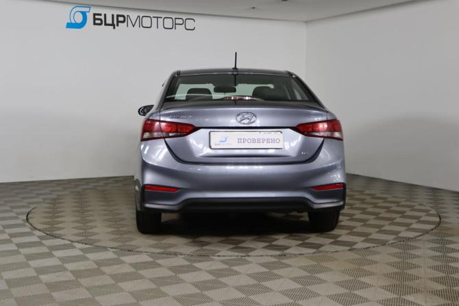 Hyundai Solaris II с пробегом 2018 года, цена 1 269 990 рублей, 94243 км, седан, Автокод Объявления