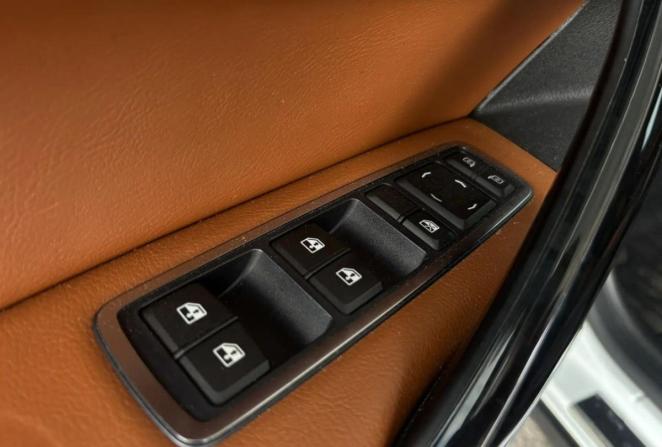 Lada (ВАЗ) Vesta I Рестайлинг (NG) с пробегом 2024 года, цена 1 475 000 рублей, 30611 км, универсал, Автокод Объявления