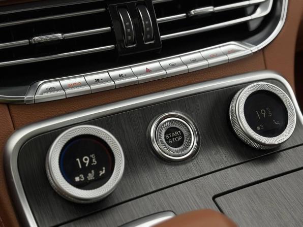 Hongqi H9 I с пробегом 2023 года, цена 4 379 000 рублей, 23460 км, седан, Автокод Объявления