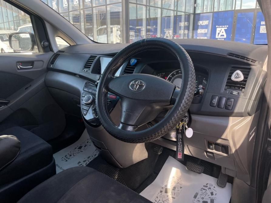 Toyota ISis I Краснодар  - изображение 10