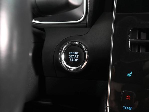 Toyota Avalon V с пробегом 2022 года, цена 3 299 000 рублей, 55218 км, седан, Автокод Объявления