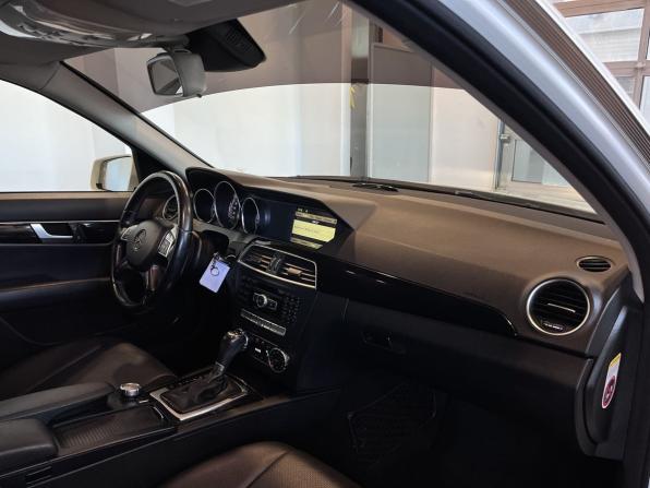 Mercedes-Benz C-Класс III (W204) Рестайлинг с пробегом 2011 года, цена 1 500 000 рублей, 142550 км, седан, Автокод Объявления