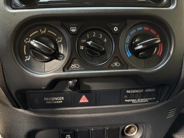 Mitsubishi L200 V Рестайлинг с пробегом 2019 года, цена 2 220 000 рублей, 210000 км, пикап, Автокод Объявления