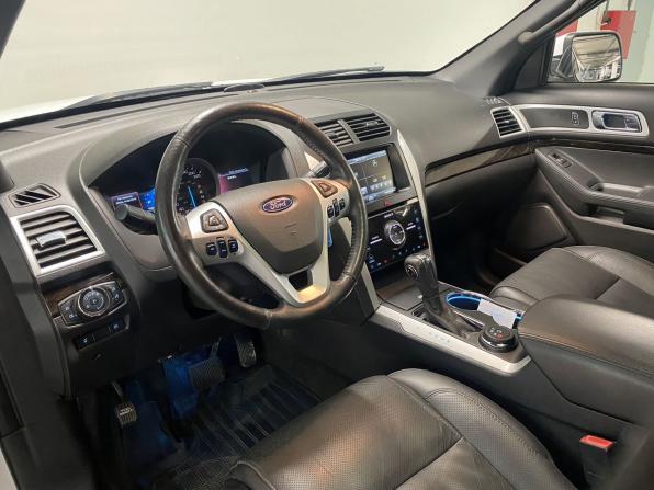 Ford Explorer V с пробегом 2014 года, цена 1 750 000 рублей, 110696 км, внедорожник, Автокод Объявления