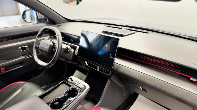 JETOUR DASHING I с пробегом 2024 года, цена 2 425 000 рублей, 4500 км, внедорожник, Автокод Объявления