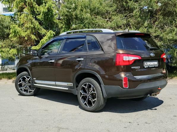 Kia Sorento II Рестайлинг с пробегом 2013 года, цена 1 590 000 рублей, 176503 км, внедорожник, Автокод Объявления