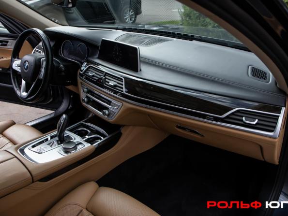 BMW 7 серии VI (G11/G12) с пробегом 2015 года, цена 3 478 000 рублей, 124768 км, седан, Автокод Объявления