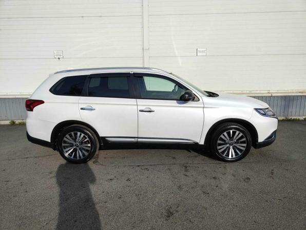 Mitsubishi Outlander III Рестайлинг 3 с пробегом 2019 года, цена 1 849 000 рублей, 120685 км, внедорожник, Автокод Объявления