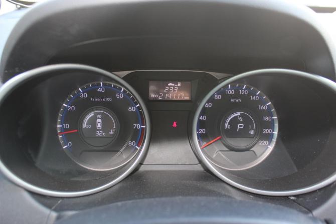 Hyundai ix35 I Рестайлинг с пробегом 2014 года, цена 1 237 000 рублей, 214116 км, внедорожник, Автокод Объявления