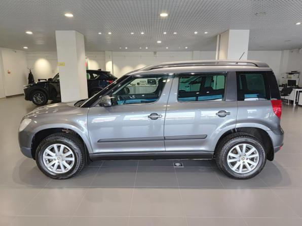 Skoda Yeti I с пробегом 2013 года, цена 744 000 рублей, 198197 км, внедорожник, Автокод Объявления