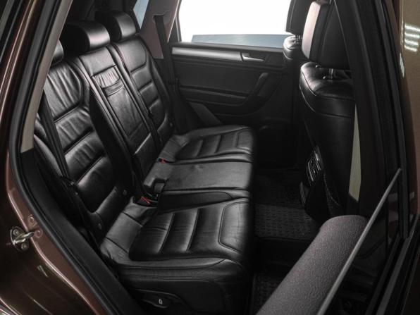 Volkswagen Touareg II с пробегом 2012 года, цена 2 099 000 рублей, 209556 км, внедорожник, Автокод Объявления