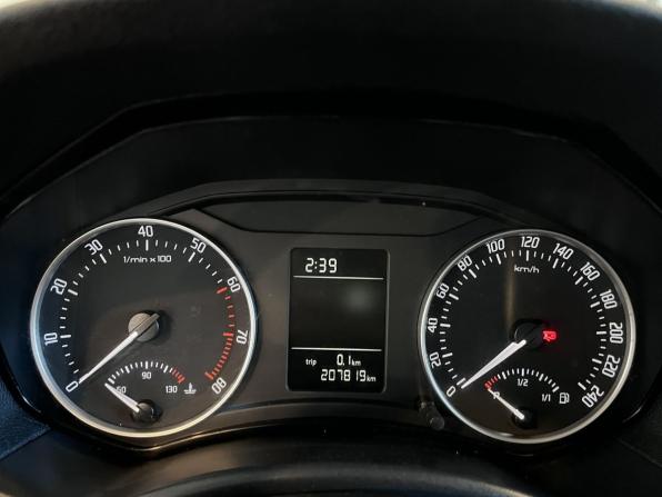 Skoda Octavia II (A5) Рестайлинг с пробегом 2011 года, цена 695 000 рублей, 207817 км, лифтбек, Автокод Объявления