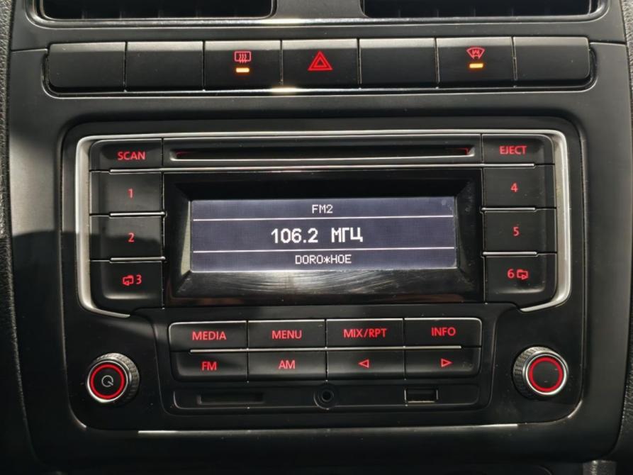 Volkswagen Polo V Рестайлинг Курск  - изображение 11