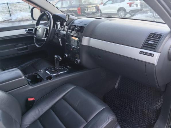 Volkswagen Touareg I Рестайлинг с пробегом 2007 года, цена 775 000 рублей, 418000 км, внедорожник, Автокод Объявления