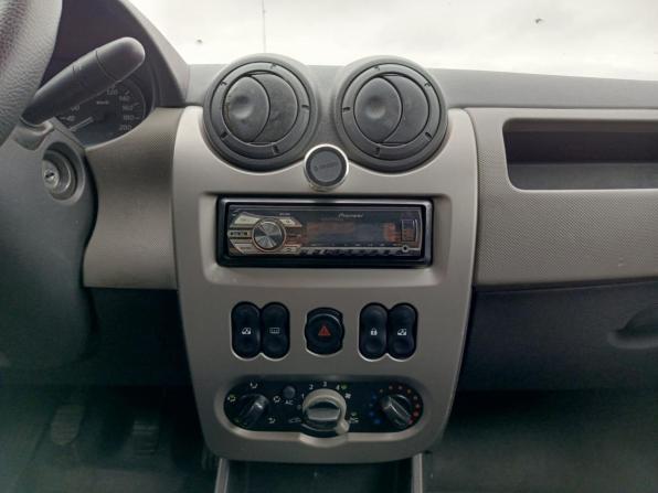 Renault Logan I Рестайлинг с пробегом 2011 года, цена 455 000 рублей, 272891 км, седан, Автокод Объявления