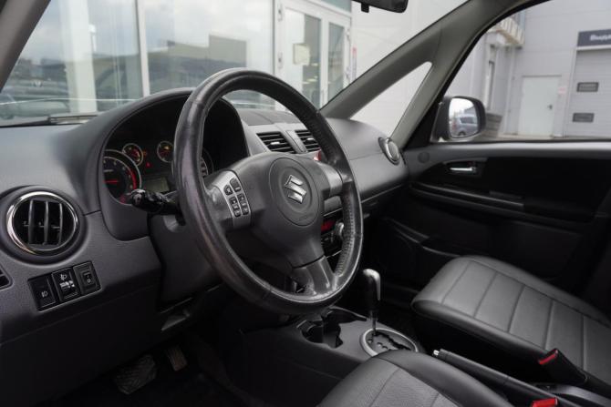 Suzuki SX4 I (Classic) Рестайлинг с пробегом 2010 года, цена 870 000 рублей, 172000 км, хэтчбек, Автокод Объявления
