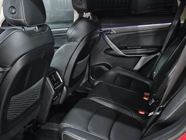 Geely Atlas II с пробегом 2023 года, цена 2 050 000 рублей, 61580 км, внедорожник, Автокод Объявления