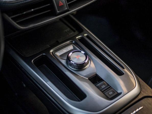 Haval Jolion I с пробегом 2022 года, цена 1 330 000 рублей, 132611 км, внедорожник, Автокод Объявления