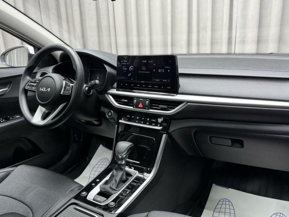 Kia K3 II (China Market) Рестайлинг с пробегом 2022 года, цена 1 829 000 рублей, 18000 км, седан, Автокод Объявления