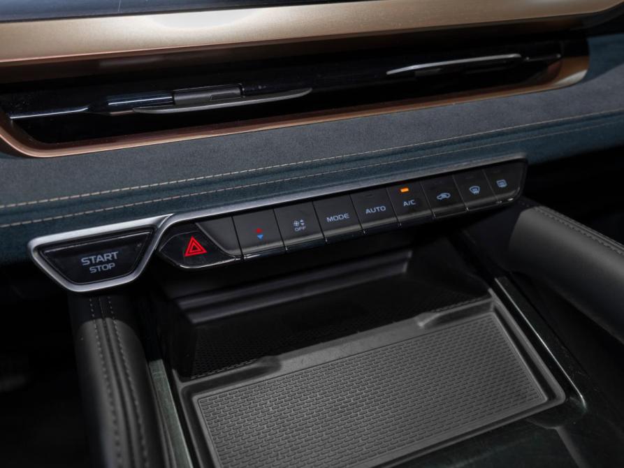 Geely Monjaro I Москва  - изображение 17
