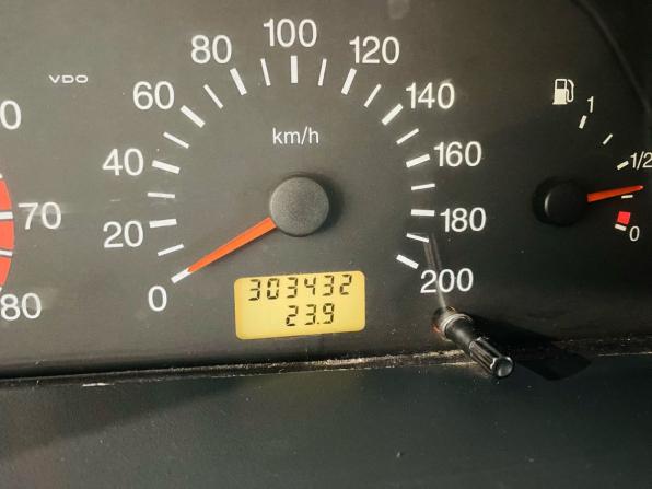 Lada (ВАЗ) 2109 с пробегом 2002 года, цена 150 000 рублей, 303000 км, хэтчбек, Автокод Объявления