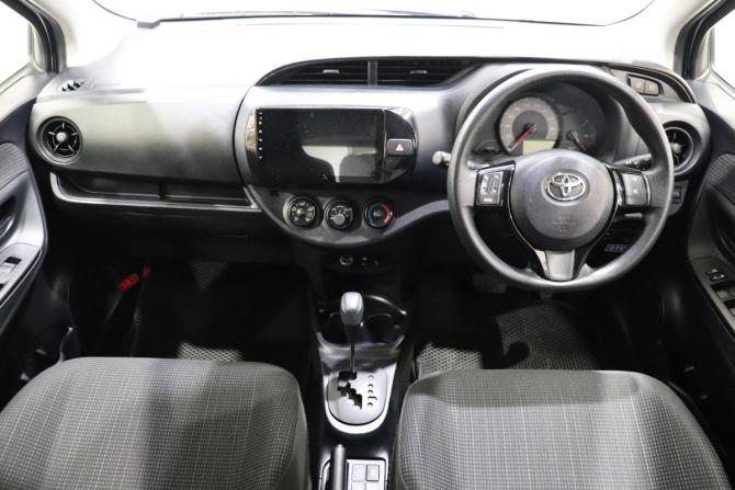 Toyota Vitz III (XP130) Рестайлинг с пробегом 2019 года, цена 960 000 рублей, 101205 км, хэтчбек, Автокод Объявления