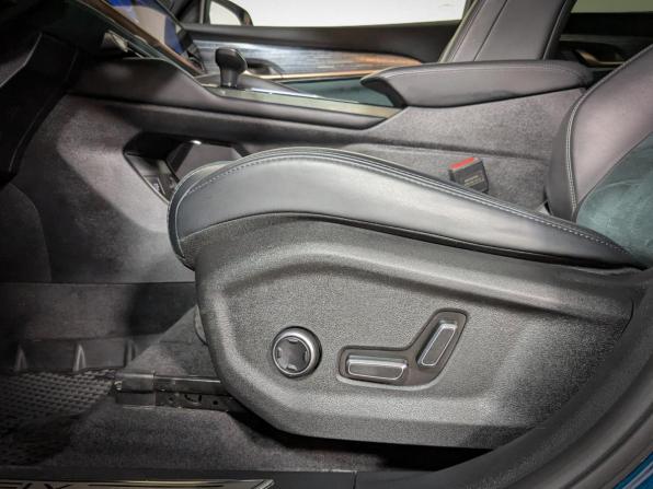 Geely Monjaro I с пробегом 2023 года, цена 3 590 000 рублей, 57000 км, внедорожник, Автокод Объявления