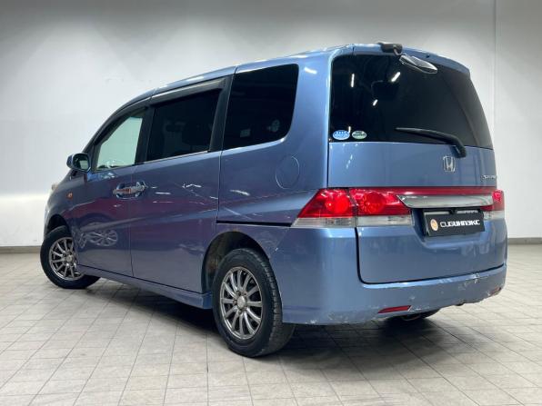 Honda Stepwgn III с пробегом 2005 года, цена 800 000 рублей, 280971 км, минивэн, Автокод Объявления