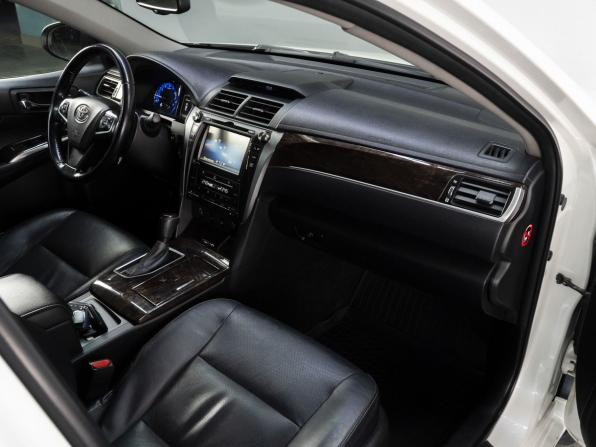 Toyota Camry VII (XV50) Рестайлинг с пробегом 2015 года, цена 2 449 000 рублей, 167498 км, седан, Автокод Объявления