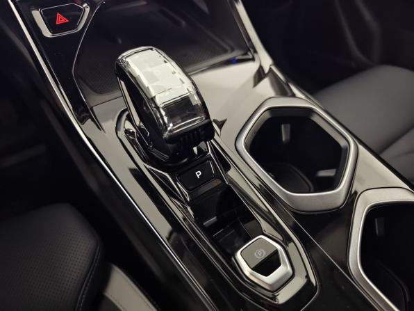 Geely Atlas II с пробегом 2024 года, цена 2 825 000 рублей, 23765 км, внедорожник, Автокод Объявления