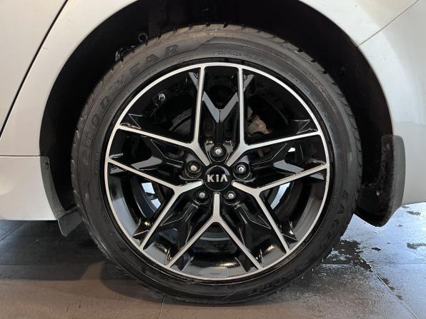 Kia Optima IV Рестайлинг с пробегом 2018 года, цена 2 146 000 рублей, 122630 км, седан, Автокод Объявления