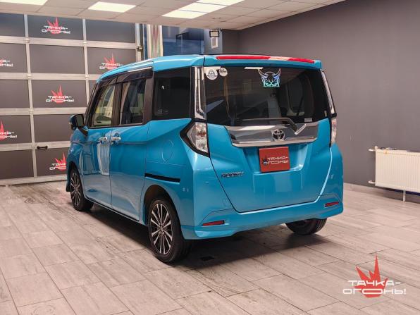 Toyota Roomy I Рестайлинг с пробегом 2021 года, цена 1 450 000 рублей, 28000 км, минивэн, Автокод Объявления