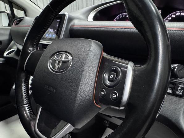 Toyota Sienta II Рестайлинг с пробегом 2020 года, цена 1 450 000 рублей, 148197 км, компактвэн, Автокод Объявления