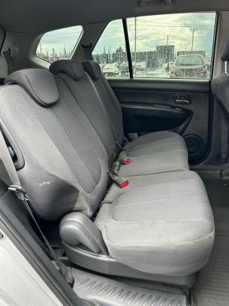 Kia Carens II (UN) с пробегом 2011 года, цена 740 000 рублей, 211660 км, минивэн, Автокод Объявления