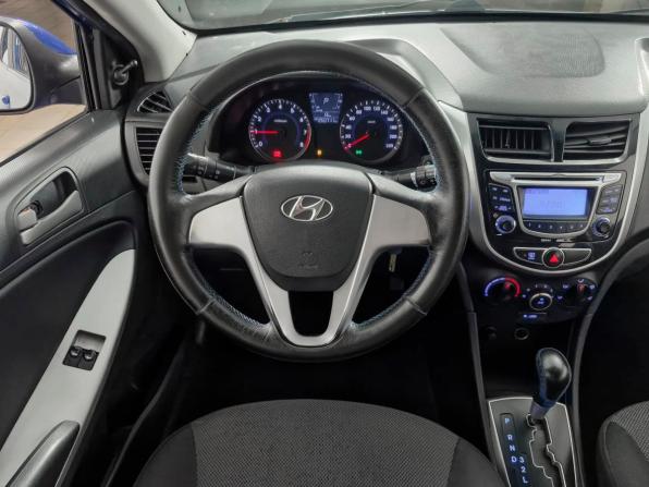 Hyundai Solaris I с пробегом 2013 года, цена 639 000 рублей, 260711 км, седан, Автокод Объявления