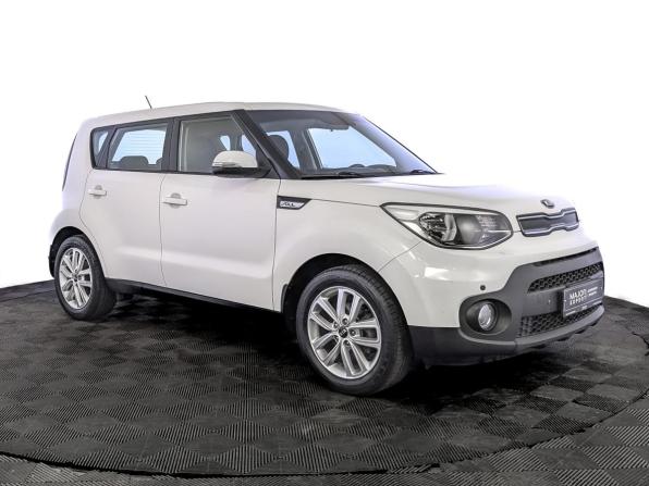 Kia Soul II Рестайлинг с пробегом 2019 года, цена 1 750 000 рублей, 58426 км, хэтчбек, Автокод Объявления