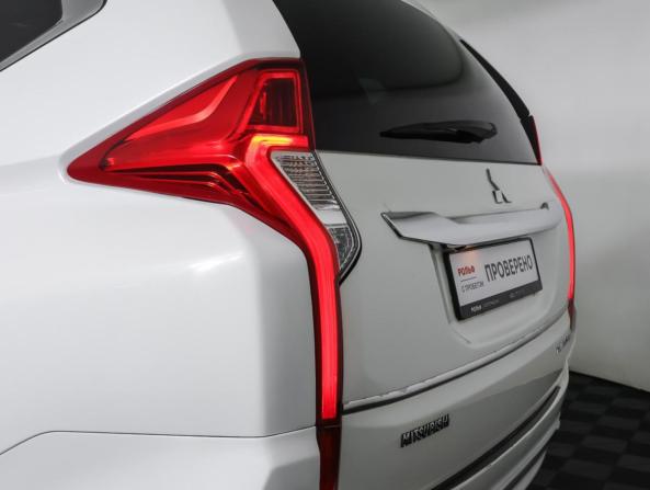 Mitsubishi Pajero Sport III с пробегом 2017 года, цена 2 699 000 рублей, 141000 км, внедорожник, Автокод Объявления