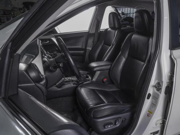 Toyota RAV4 IV (XA40) с пробегом 2013 года, цена 1 899 000 рублей, 246669 км, внедорожник, Автокод Объявления