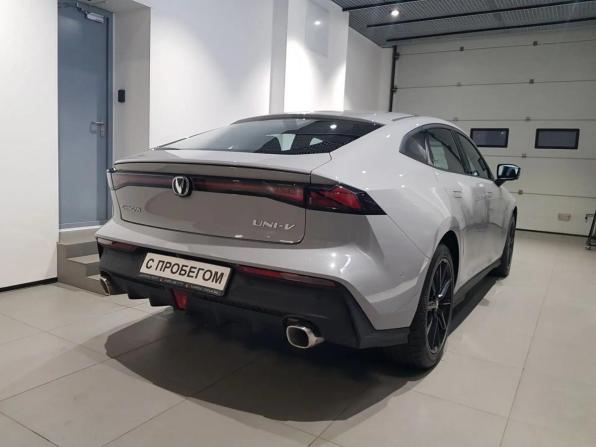 Changan UNI-V I с пробегом 2024 года, цена 2 400 000 рублей, 1791 км, лифтбек, Автокод Объявления