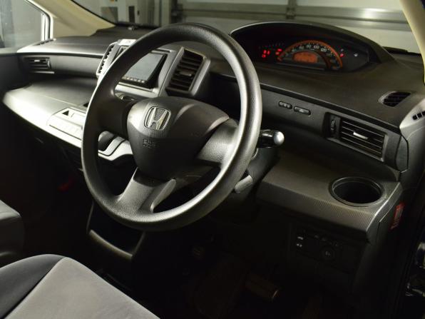Honda Freed I с пробегом 2010 года, цена 999 995 рублей, 163159 км, компактвэн, Автокод Объявления