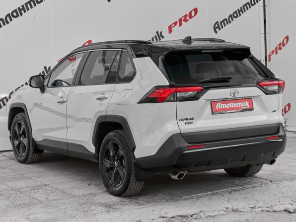Toyota RAV4 V (XA50) с пробегом 2021 года, цена 3 500 000 рублей, 86613 км, внедорожник, Автокод Объявления