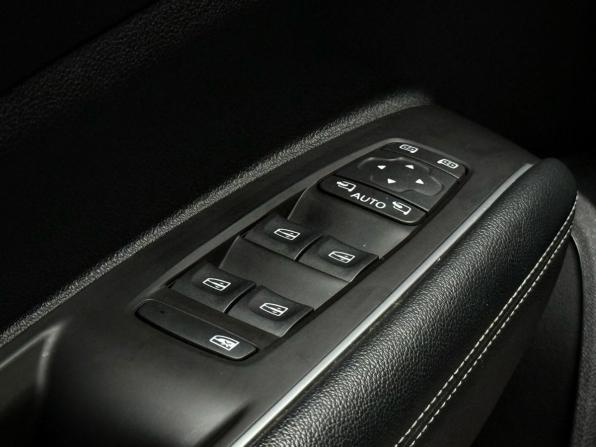 Renault Samsung QM6 I Рестайлинг с пробегом 2021 года, цена 2 499 000 рублей, 73652 км, внедорожник, Автокод Объявления