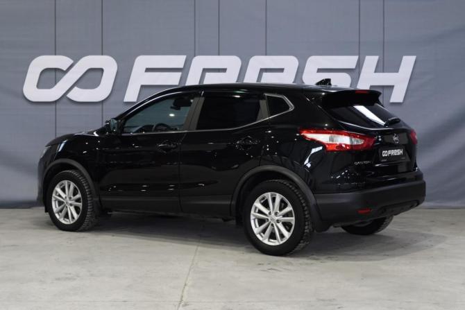 Nissan Qashqai II с пробегом 2017 года, цена 1 569 000 рублей, 174000 км, внедорожник, Автокод Объявления