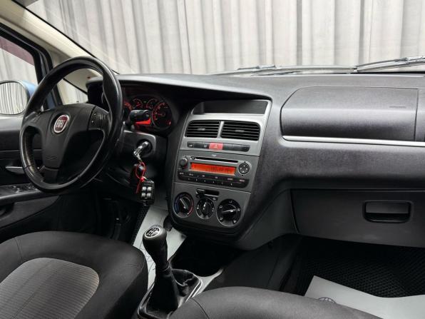 Fiat Linea с пробегом 2011 года, цена 499 000 рублей, 211878 км, седан, Автокод Объявления