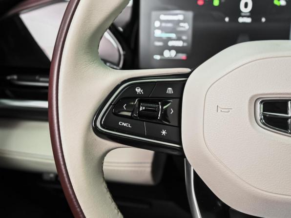 Geely Monjaro I с пробегом 2023 года, цена 3 372 000 рублей, 69552 км, внедорожник, Автокод Объявления