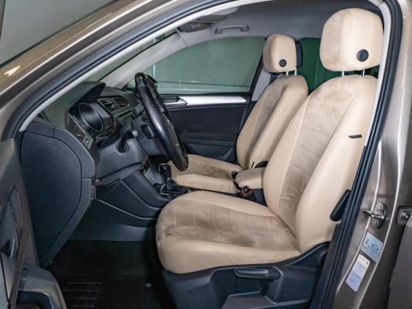 Volkswagen Tiguan II с пробегом 2017 года, цена 2 200 000 рублей, 157843 км, внедорожник, Автокод Объявления
