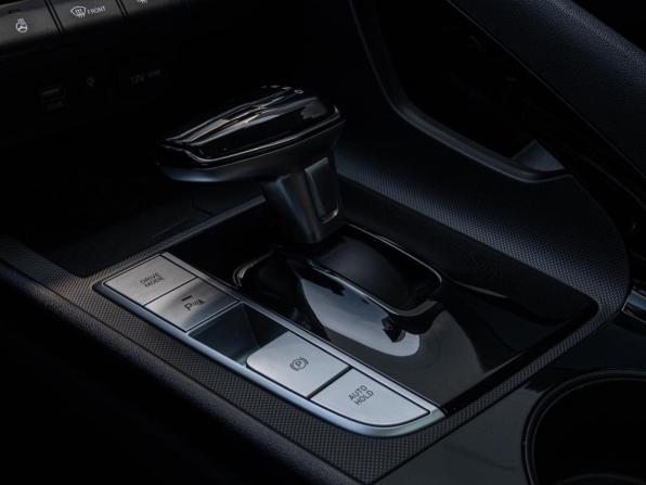 Hyundai Elantra VII (CN7) Рестайлинг с пробегом 2023 года, цена 2 150 000 рублей, 41987 км, седан, Автокод Объявления
