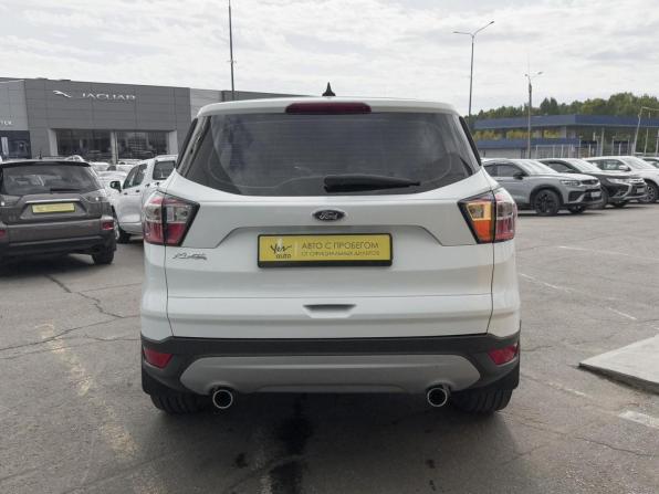 Ford Kuga II Рестайлинг с пробегом 2018 года, цена 1 757 000 рублей, 96363 км, внедорожник, Автокод Объявления