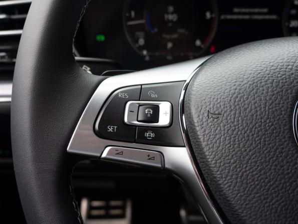 Volkswagen Touareg III с пробегом 2018 года, цена 4 350 000 рублей, 160482 км, внедорожник, Автокод Объявления
